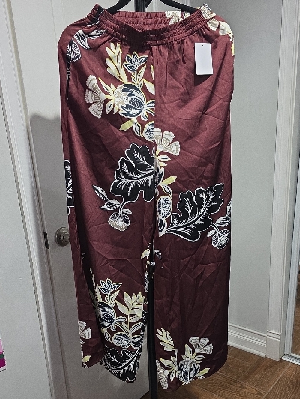 MELLODAY Burgundy Elastic Waist Satin Pants